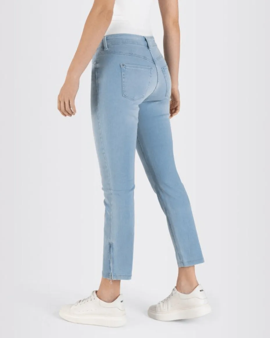 MAC Dream Chic Cropped Jean Summer Blue Wash